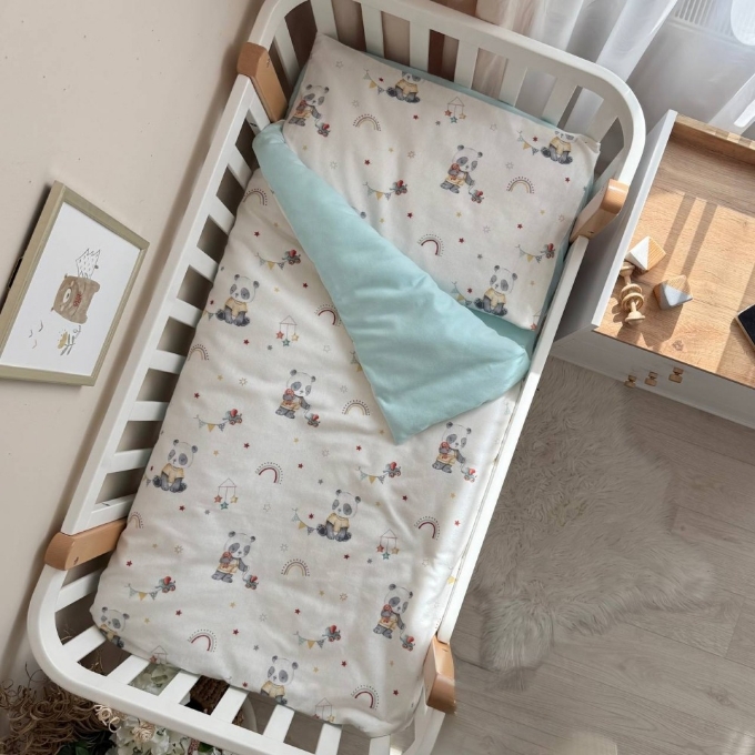 Set lenjerie de schimb pentru patut bebe 3 piese Panda (3)